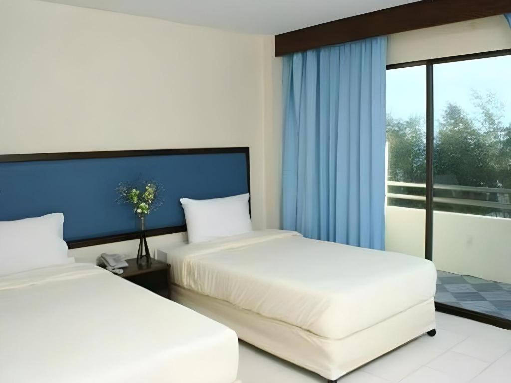 Nice Beach Hotel Районг Экстерьер фото