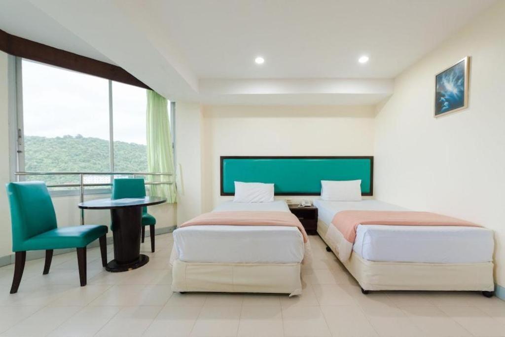 Nice Beach Hotel Районг Экстерьер фото