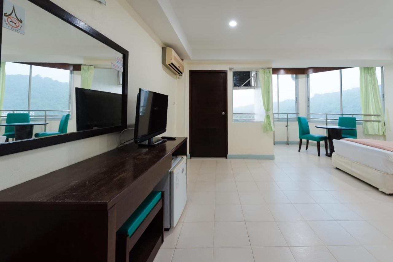 Nice Beach Hotel Районг Экстерьер фото